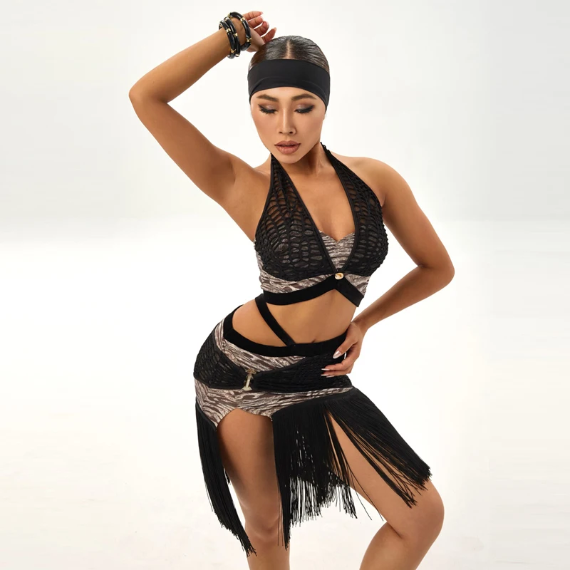 Sexy Latin Dance Clothing Women Chacha Samba Latin Dance Suits Halter Latin Top Tassels Skirt Adults Competition Costume SL13039
Sexy Latin Dance Clothing Women Chacha Samba Latin Dance Suits Halter Latin Top Tassels Skirt Adults Competition Costume SL13039