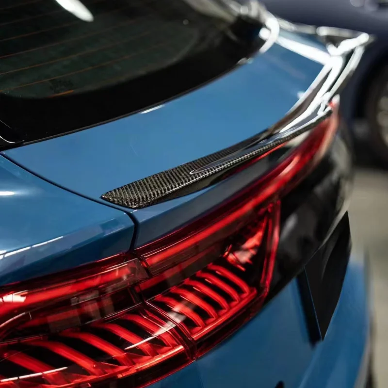 High Quality Blade Type Mid Rear Spoiler Universal Sedan Performance Exterior Modification Components
High Quality Blade Type Mid Rear Spoiler Universal Sedan Performance Exterior Modification Components