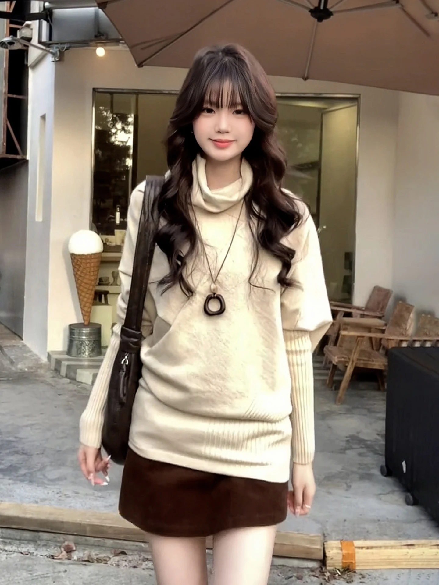 Retro Korean Style Women's Knitwear Cowl Neck Loose Fit Warmth Long Sleeve Top Design Deconstruction Winter Fashion
Retro Korean Style Women's Knitwear Cowl Neck Loose Fit Warmth Long Sleeve Top Design Deconstruction Winter Fashion