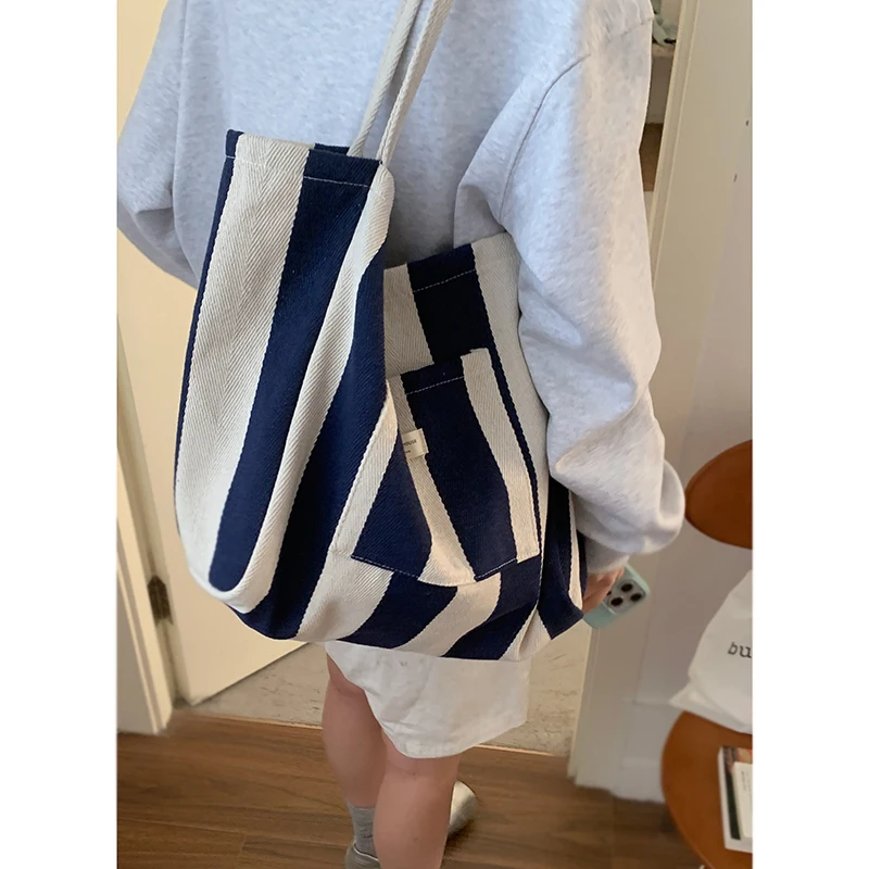 Miyagawa Checkered Canvas Bag for Women 2025 New Korean Tote Casual Large Capacity Student Shopping Bags
Miyagawa Checkered Canvas Bag for Women 2025 New Korean Tote Casual Large Capacity Student Shopping Bags