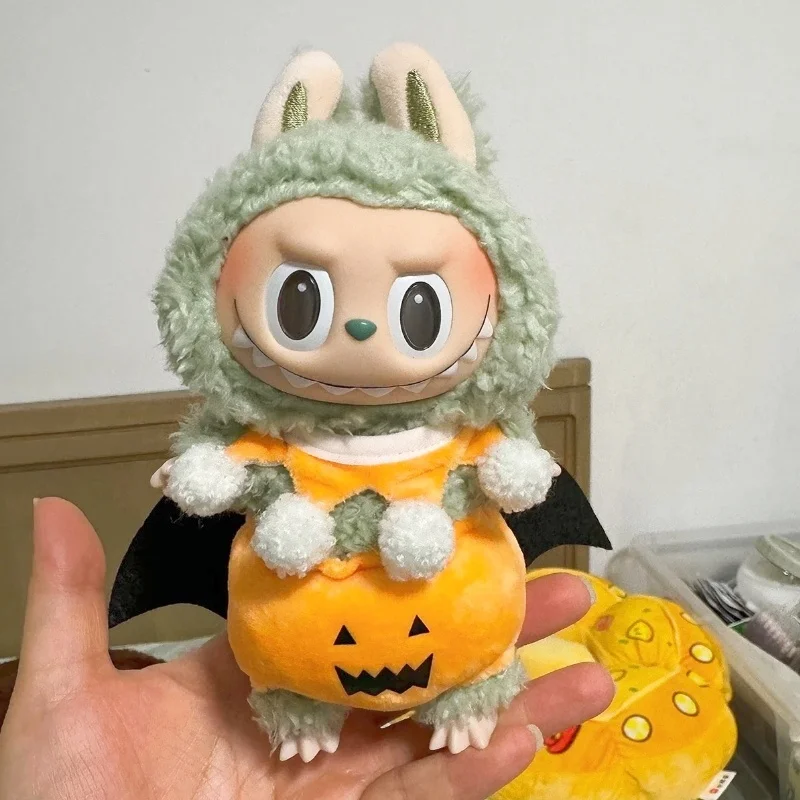 10cm20cm Halloween Pumpkin Cotton Doll Labubu Dress Funny Pumpkin Bun Bread Pants Set Doll Accessories Girl Gifts Only Clothes
10cm20cm Halloween Pumpkin Cotton Doll Labubu Dress Funny Pumpkin Bun Bread Pants Set Doll Accessories Girl Gifts Only Clothes