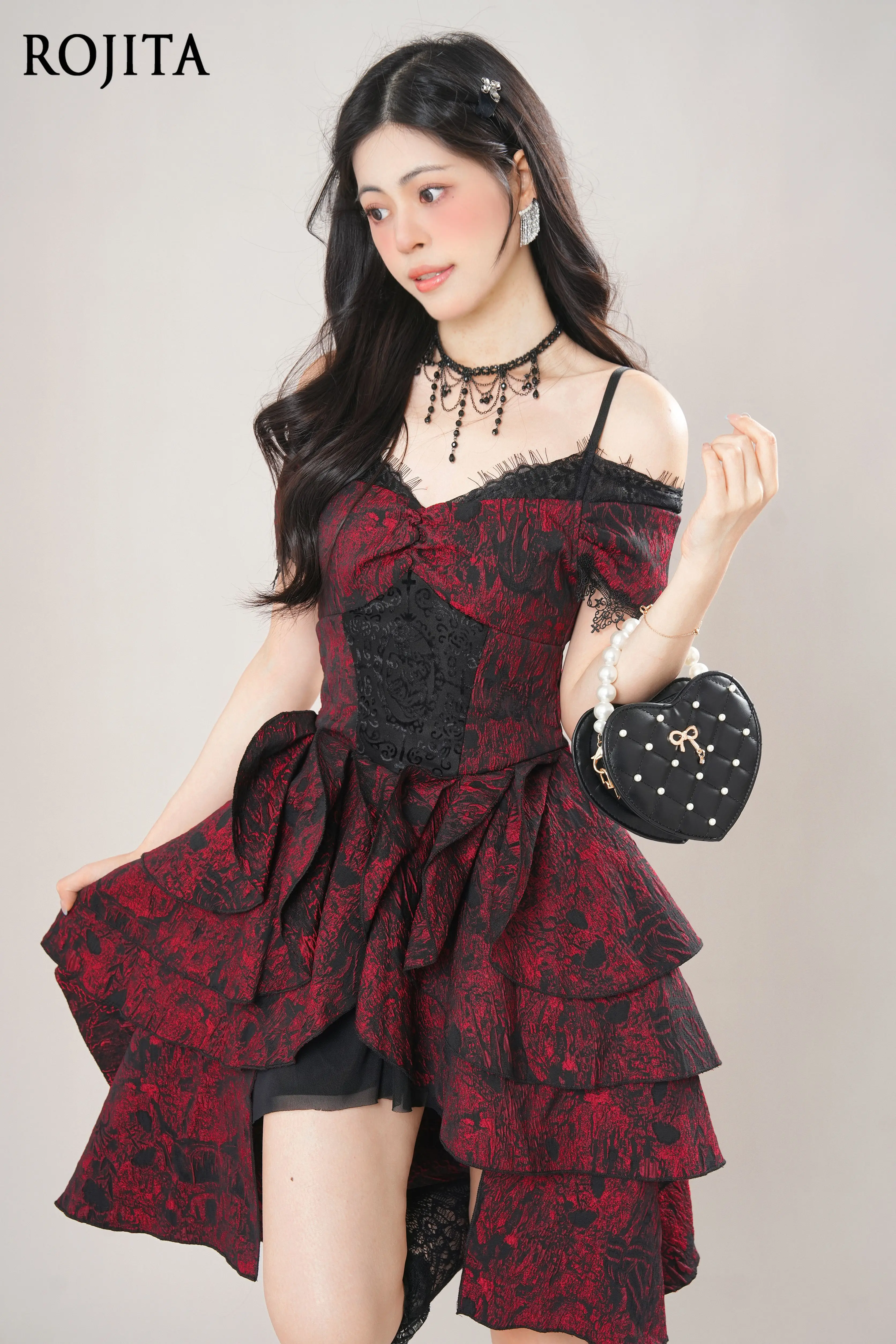 Dark Gothic Heavy Industry Black Red Lace Lolita Dress Women One Shoulder Lotus Leaf Irregular Dress Female Summer Dress
Dark Gothic Heavy Industry Black Red Lace Lolita Dress Women One Shoulder Lotus Leaf Irregular Dress Female Summer Dress
