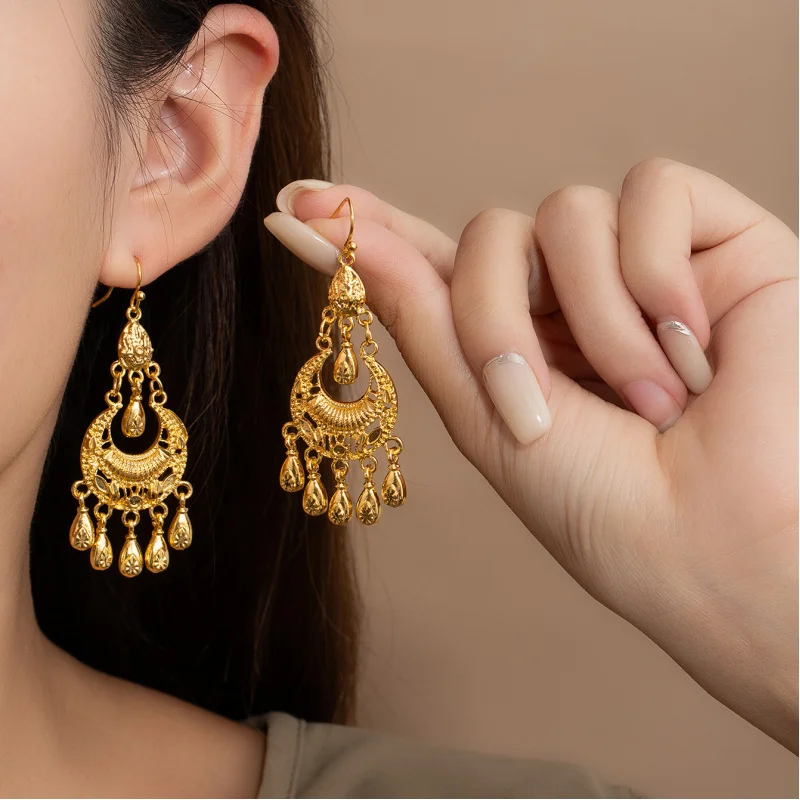 100% Real 24K Gold Vintage Royal Teardrop Tassel Earrings, Hollow Out Niche Design Light Luxury Women's Earrings
100% Real 24K Gold Vintage Royal Teardrop Tassel Earrings, Hollow Out Niche Design Light Luxury Women's Earrings