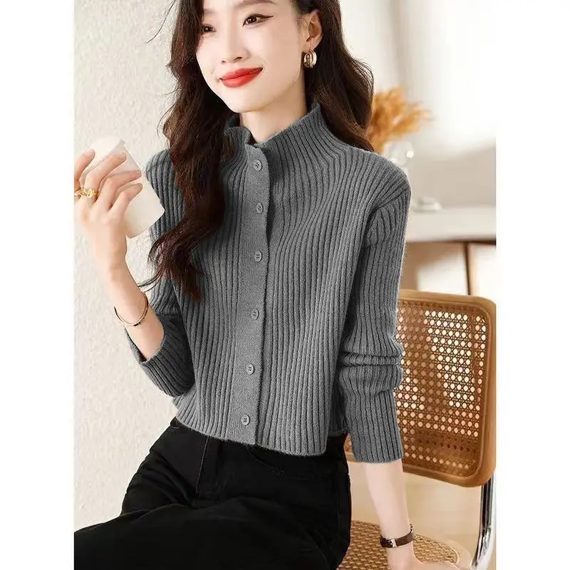Soft Knitted Half High Collar Short Cardigan Women's Autumn Winter Slim Fit Color Versatile Easy Wear Flattering Sweate...
Soft Knitted Half High Collar Short Cardigan Women's Autumn Winter Slim Fit Color Versatile Easy Wear Flattering Sweate...