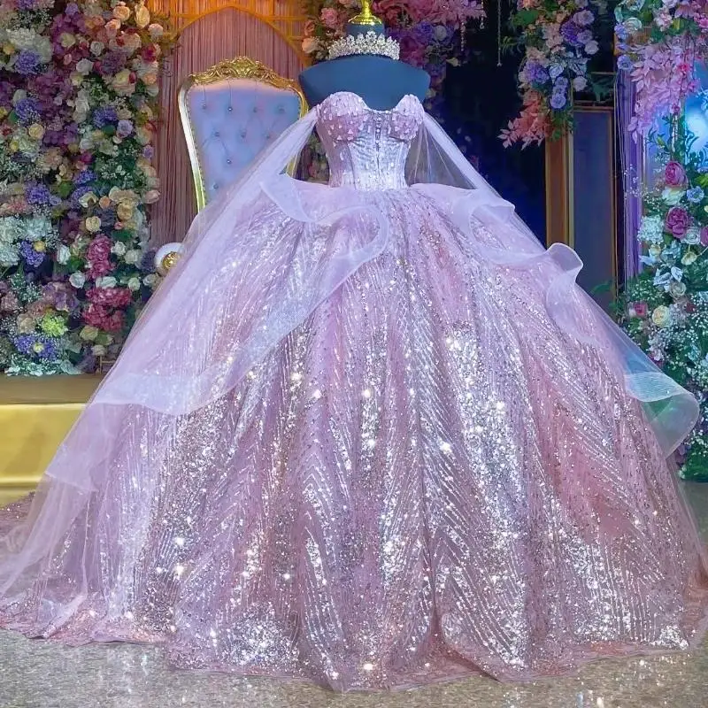 Customized Light Lilac Quinceanera Dresses Ball Gown Off Shoulder Appliques Lace With Cape Tull 16 Dress 15vestidos de 15 años
Customized Light Lilac Quinceanera Dresses Ball Gown Off Shoulder Appliques Lace With Cape Tull 16 Dress 15vestidos de 15 años