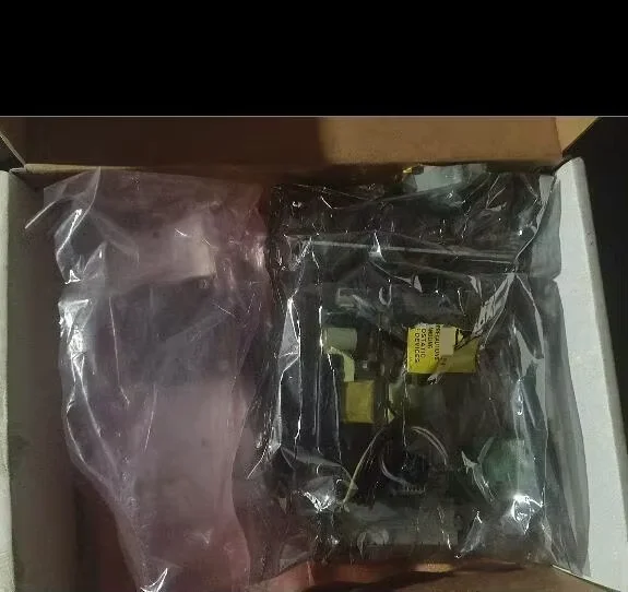 Новый Tau Acc-e1 Lfvlt130-4102 версия 105 1 шт. Fedex/b брендовый оригинальный спот
Новый Tau Acc-e1 Lfvlt130-4102 версия 105 1 шт. Fedex/b брендовый оригинальный спот