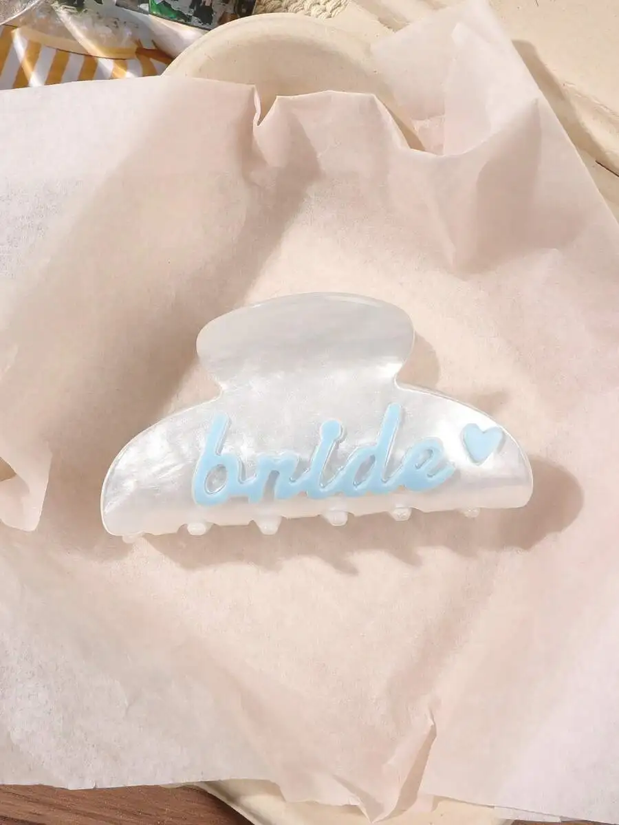Acetate Bride Letter Hair Claw Clip Vintage Elegant Hair Accessory For Women
Acetate Bride Letter Hair Claw Clip Vintage Elegant Hair Accessory For Women