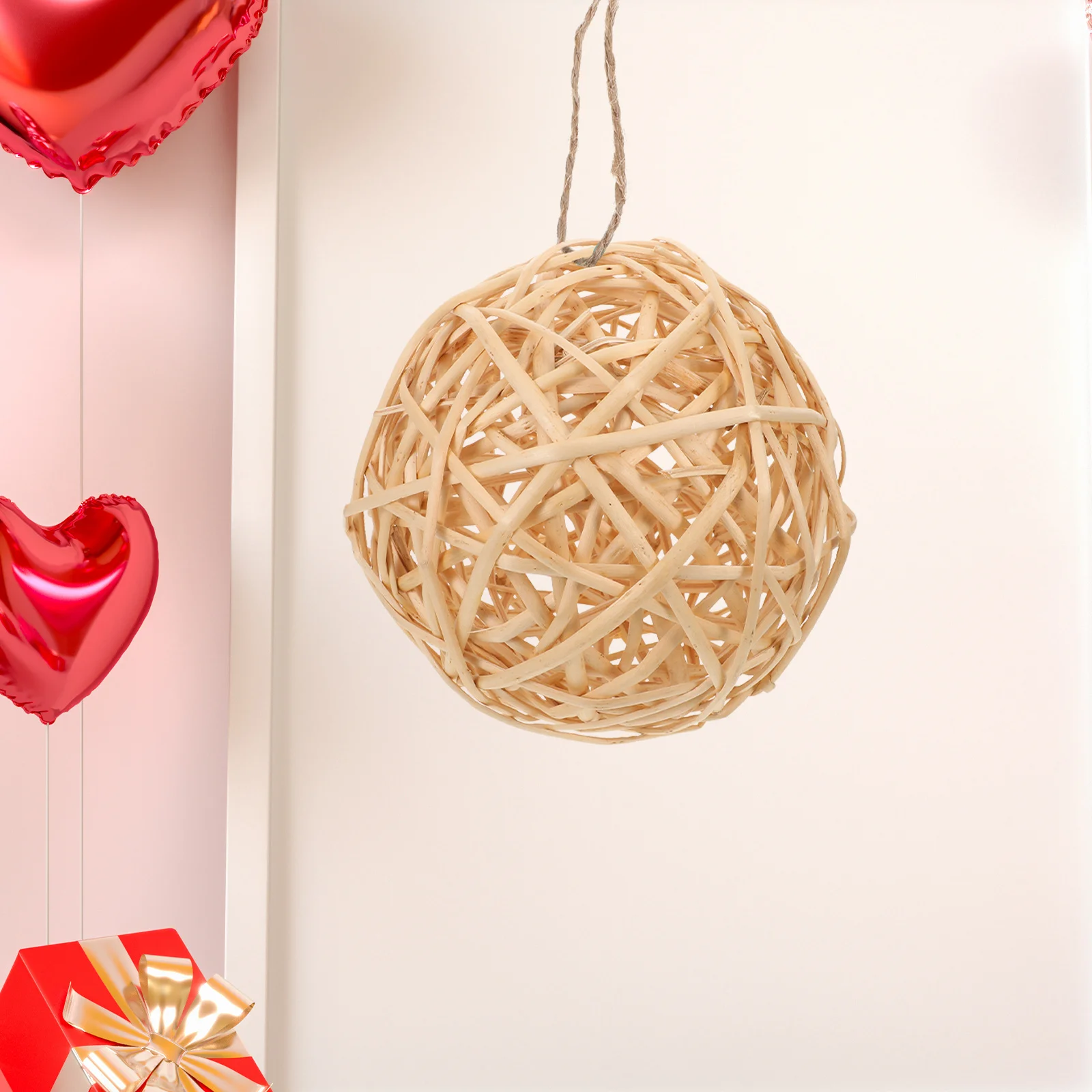 Handmade Rattan Woven Decorative Balls 20cm Hanging Ornaments Natural Ball Decor Living Room Tray Filler Centerpiece Globe
Handmade Rattan Woven Decorative Balls 20cm Hanging Ornaments Natural Ball Decor Living Room Tray Filler Centerpiece Globe