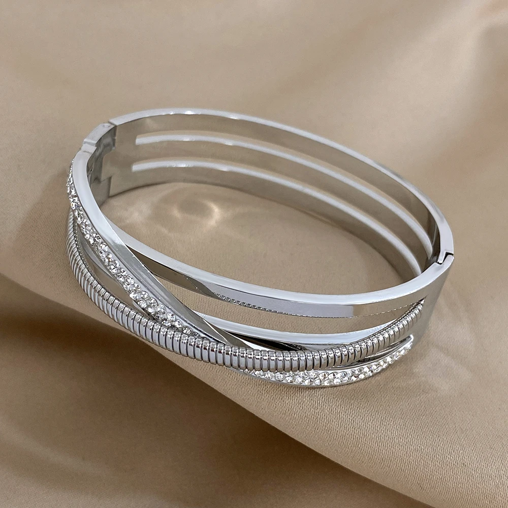 New Fashion Rhinestone Stainless Steel Chunky Bangle Bracelet for Women Luxury Multilayer Cross Spring Bangle Wide Cuff Bracelet
New Fashion Rhinestone Stainless Steel Chunky Bangle Bracelet for Women Luxury Multilayer Cross Spring Bangle Wide Cuff Bracelet