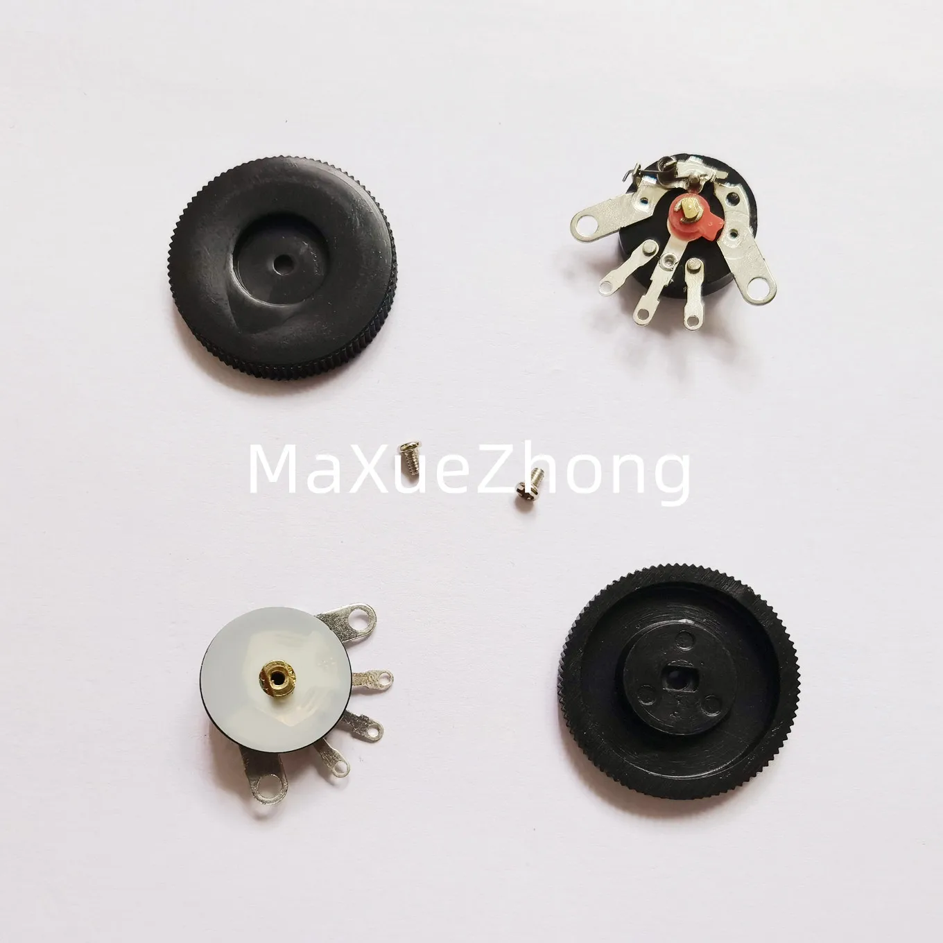 Original new 100% RV16MM radio potentiometer with switch B5K B10K B50K singing machine power amplifier volume adjustable
Original new 100% RV16MM radio potentiometer with switch B5K B10K B50K singing machine power amplifier volume adjustable