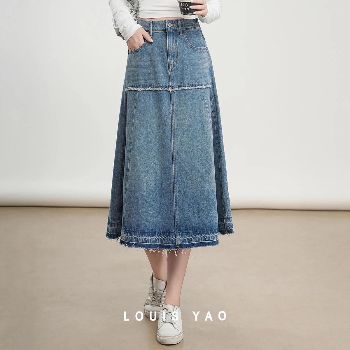 Retro Washed Denim Skirt Autumn High-Waisted Dividing Line Design Jeans Long Women's Skirt Women's Clothing Chic Street Wear
Retro Washed Denim Skirt Autumn High-Waisted Dividing Line Design Jeans Long Women's Skirt Women's Clothing Chic Street Wear