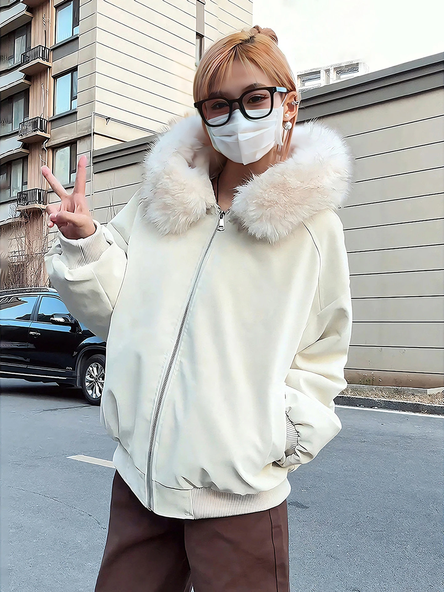 Retro Beige Removable Fur Collar Cotton Jaet Men Women Sle Winter Warm PU Leather Patchwork Casual Long Sve Zipper Coat
Retro Beige Removable Fur Collar Cotton Jaet Men Women Sle Winter Warm PU Leather Patchwork Casual Long Sve Zipper Coat