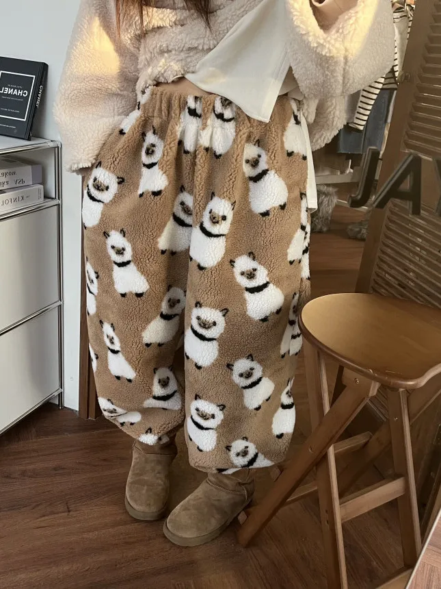 Теплые эластичные повседневные брюки из искусственного меха ягненка с высокой талией, женские спортивные штаны Harajuku Sle из полиэфирного волокна
Теплые эластичные повседневные брюки из искусственного меха ягненка с высокой талией, женские спортивные штаны Harajuku Sle из полиэфирного волокна
