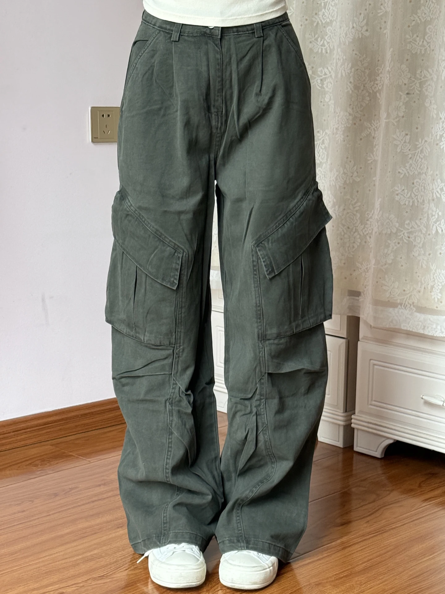 Мужские рабочие брюки-карго в стиле милитари, с высокой талией, осенние, с множеством карманов, прямые, широкие, с эффектом подтяжки ягодиц
Мужские рабочие брюки-карго в стиле милитари, с высокой талией, осенние, с множеством карманов, прямые, широкие, с эффектом подтяжки ягодиц