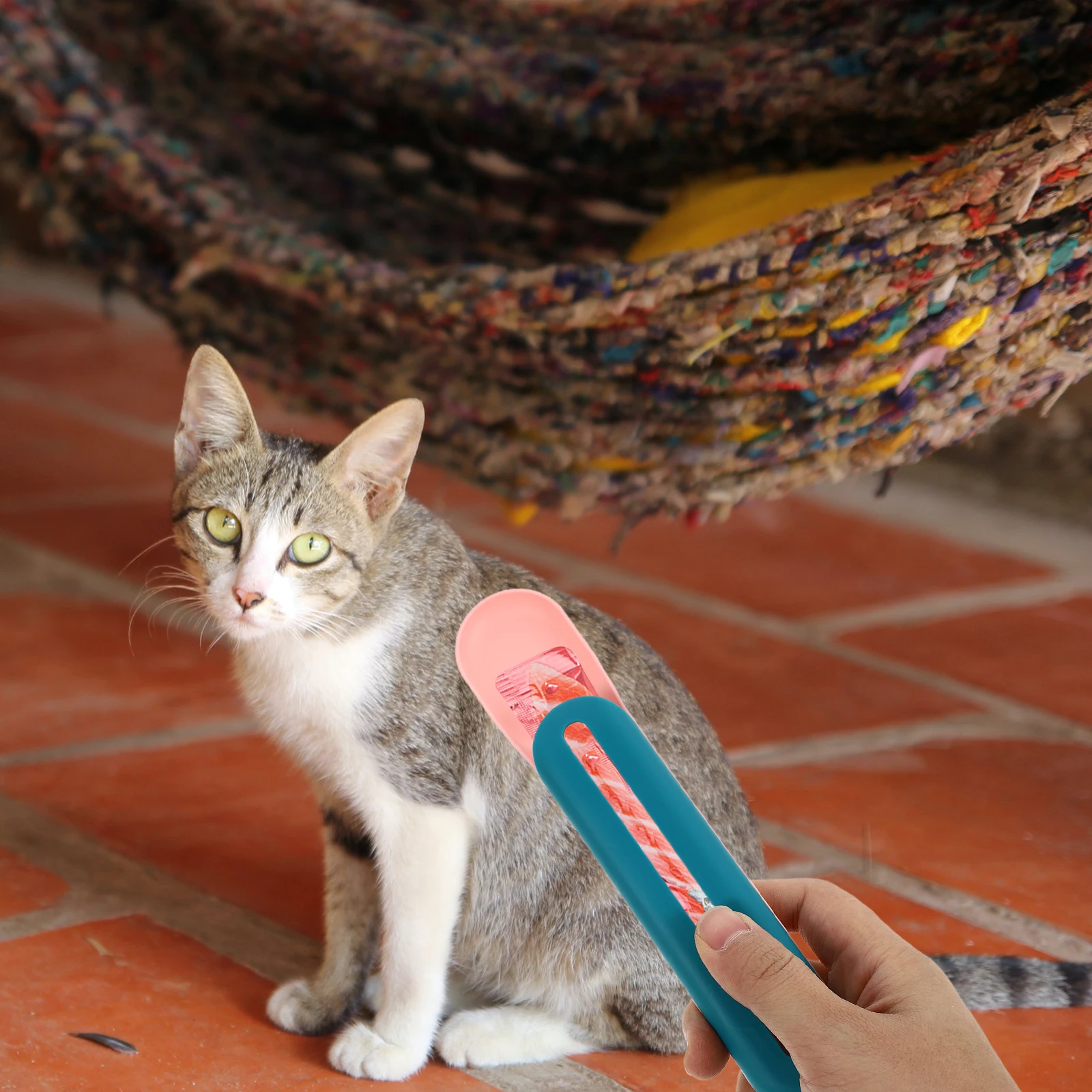 Cat Feeding Spoon Durable Plastic Tool for Canned Liquid Food Pets Lightweight ScoopSpoons SmoothSurface ComfortableGrip
Cat Feeding Spoon Durable Plastic Tool for Canned Liquid Food Pets Lightweight ScoopSpoons SmoothSurface ComfortableGrip