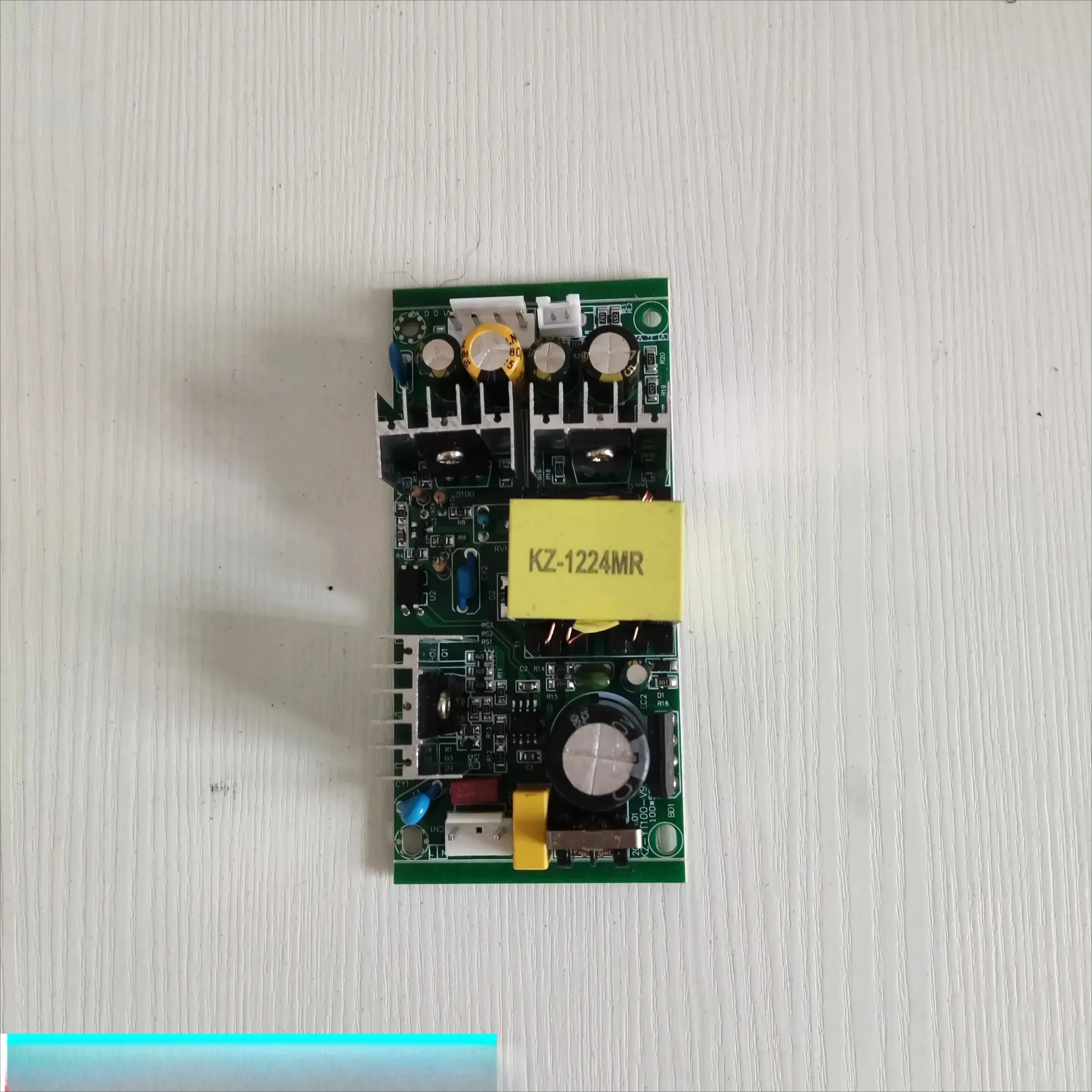 Светодиодный простой луч с подвижной головкой, плата питания, модель 60w24v12v, запасная часть, плата питания
Светодиодный простой луч с подвижной головкой, плата питания, модель 60w24v12v, запасная часть, плата питания