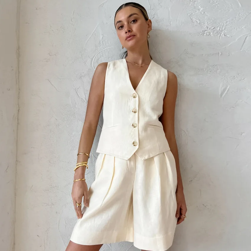 2024 New Beige Sleeveless Vest Vest Set Summer Loose Breathable Women's Two-piece Set Z473
2024 New Beige Sleeveless Vest Vest Set Summer Loose Breathable Women's Two-piece Set Z473