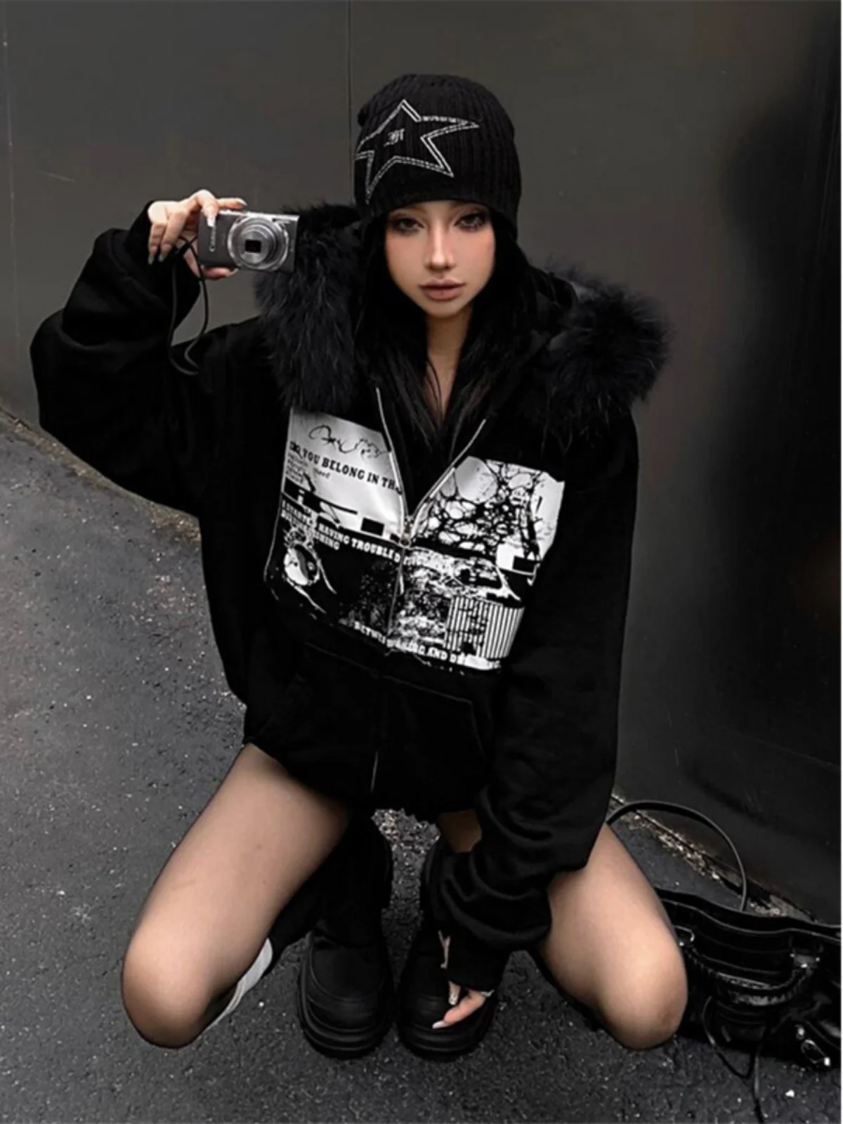 Retro American Hooded Sweatshirt Women's Loose Lazy Style Black Print Zipper Open Cardigan Coat Cotton Polyester Autumn Winte...
Retro American Hooded Sweatshirt Women's Loose Lazy Style Black Print Zipper Open Cardigan Coat Cotton Polyester Autumn Winte...