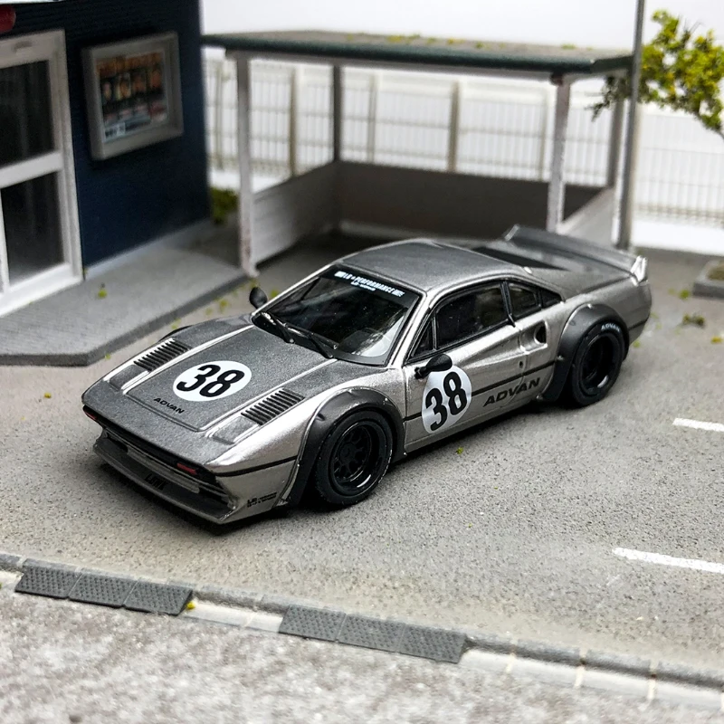Diecast Model Car 1:64 Size LBWK 308 GTB Alloy Car Model Super Muscle Car Collection Toys for Boys Gift Original Box
Diecast Model Car 1:64 Size LBWK 308 GTB Alloy Car Model Super Muscle Car Collection Toys for Boys Gift Original Box