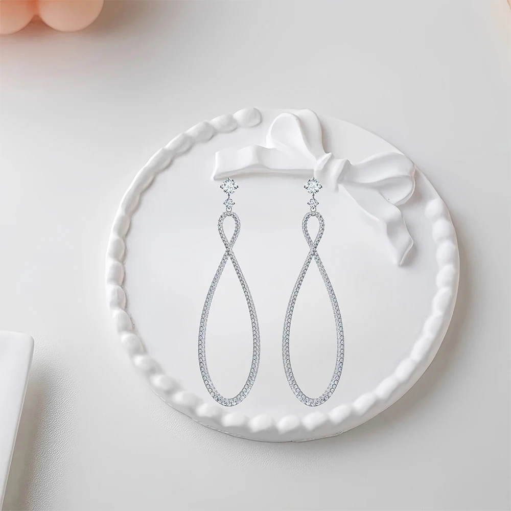 2025 Hot Selling Brand Women's Earrings Simple, Fashionable, Luxurious Jewelry Suitable for Gifting To Friends
2025 Hot Selling Brand Women's Earrings Simple, Fashionable, Luxurious Jewelry Suitable for Gifting To Friends