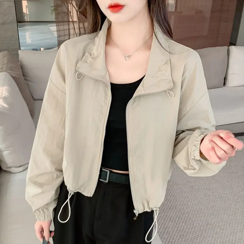 Fashionable Short Sunscreen Clothes for Women Wearing 2025 New Summer Small Ice Silk Breathable Sunscreen Clothes Thin Jacket
Fashionable Short Sunscreen Clothes for Women Wearing 2025 New Summer Small Ice Silk Breathable Sunscreen Clothes Thin Jacket