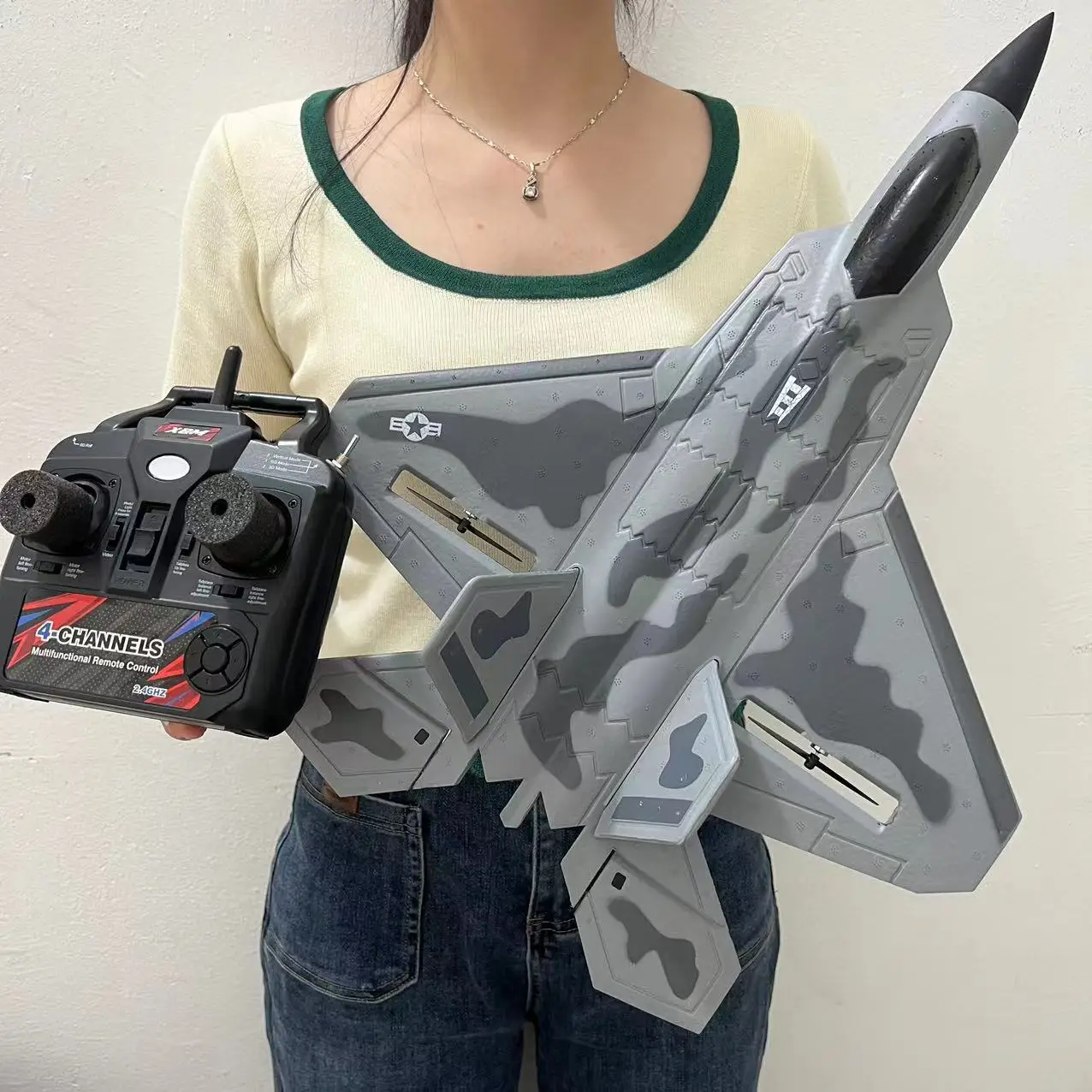 Новый F22s 2,4g 4ch 3d6g Радиоуправляемый самолет Raptor F22 Warplane Wltoys A180 Обновленная версия Led Light с гироскопом Out Door Toys
Новый F22s 2,4g 4ch 3d6g Радиоуправляемый самолет Raptor F22 Warplane Wltoys A180 Обновленная версия Led Light с гироскопом Out Door Toys