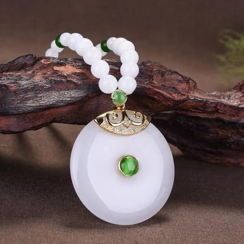 Новое ожерелье-цепочка из натурального золота, шелка, нефрита, белого нефрита, классическое и простое
Новое ожерелье-цепочка из натурального золота, шелка, нефрита, белого нефрита, классическое и простое