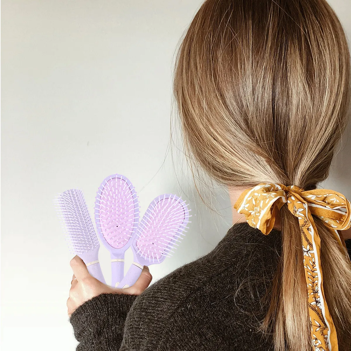 1Set Hair Massage Comb ABS Material Ergonomic Hairdressing Comb Portable Relaxing Scalp Massager for Salon Home Use 3 Sizes
1Set Hair Massage Comb ABS Material Ergonomic Hairdressing Comb Portable Relaxing Scalp Massager for Salon Home Use 3 Sizes