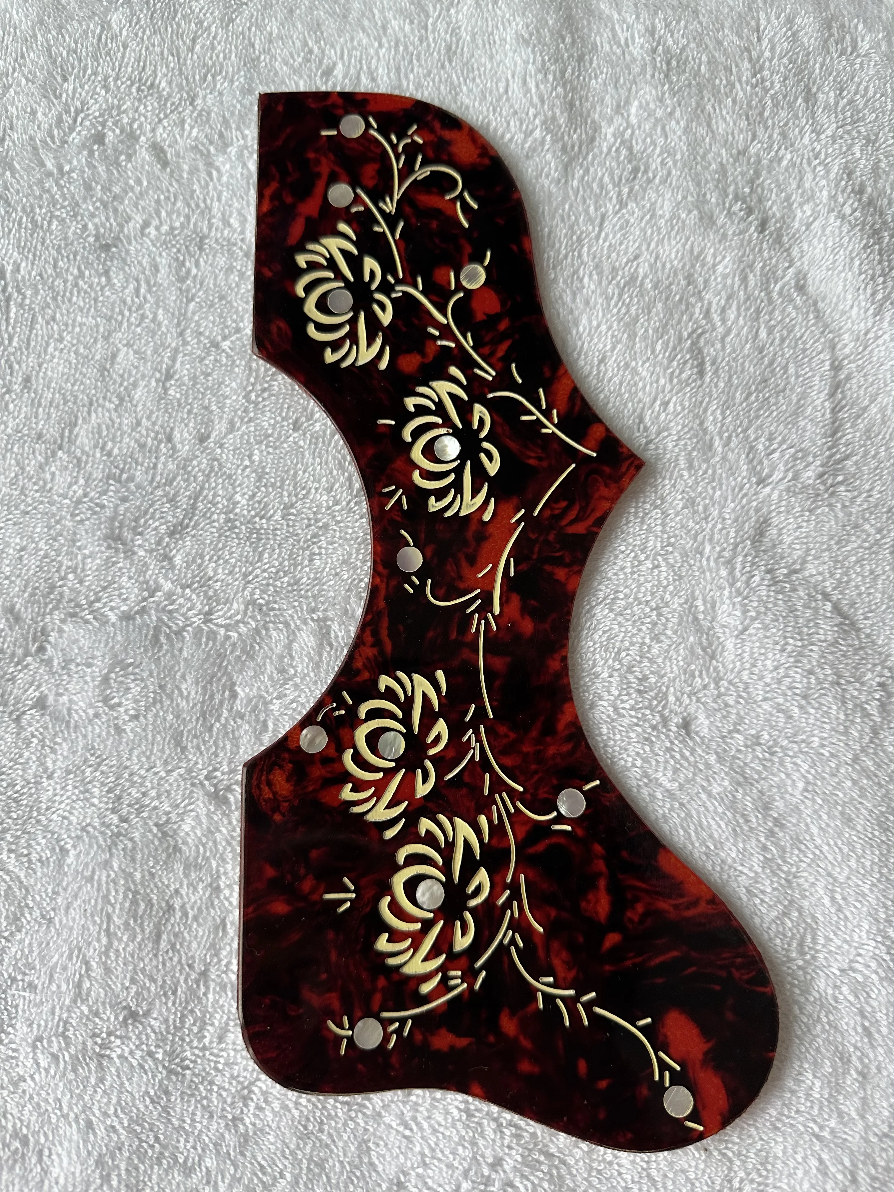 handcraft customize pickguard Abalone inlays jumbo acoustic guitar humming bird pickguards
handcraft customize pickguard Abalone inlays jumbo acoustic guitar humming bird pickguards