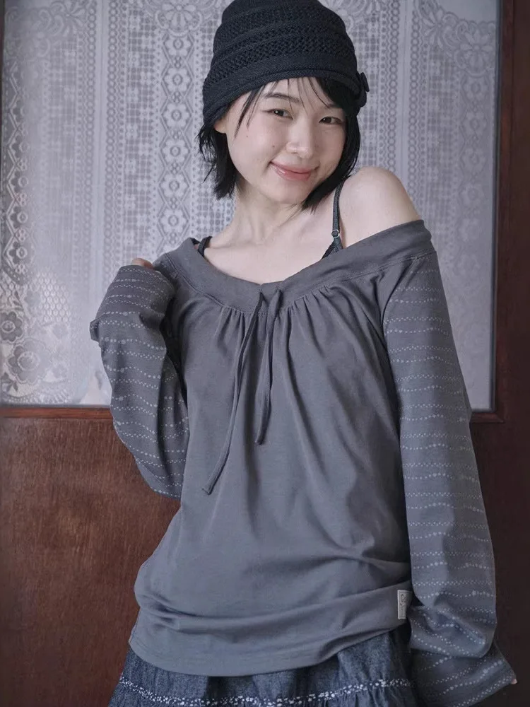 Loose U-Neck Long Sleeve T-Shirt Women's Korean Style Drawstring Knot Pleated round Dot Pattern Cotton Top
Loose U-Neck Long Sleeve T-Shirt Women's Korean Style Drawstring Knot Pleated round Dot Pattern Cotton Top