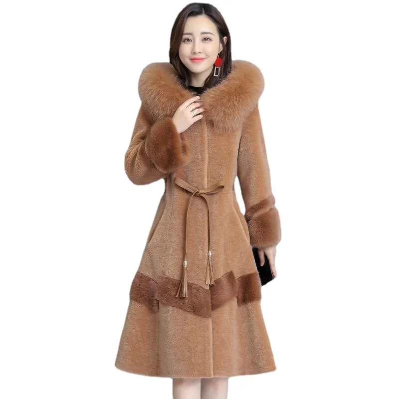 High end fashionable imitation fox fur coat hooded women's medium long thick warm winter coat
High end fashionable imitation fox fur coat hooded women's medium long thick warm winter coat