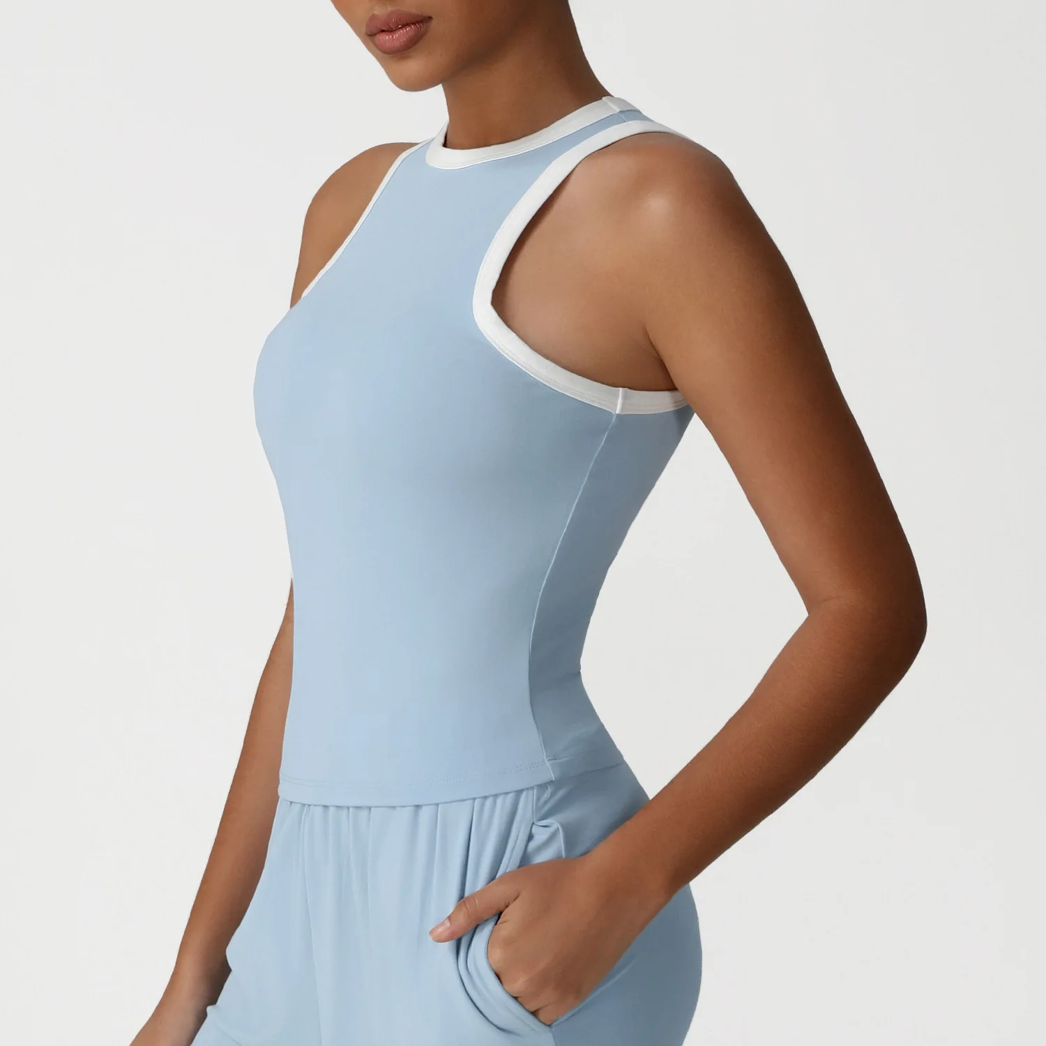 Women Colorblock Yoga Crop Tank Top with Chest Pad Stretch Sports Vest Slim Fit Gym Training Fitness Sleeveless Workout Shirt
Women Colorblock Yoga Crop Tank Top with Chest Pad Stretch Sports Vest Slim Fit Gym Training Fitness Sleeveless Workout Shirt