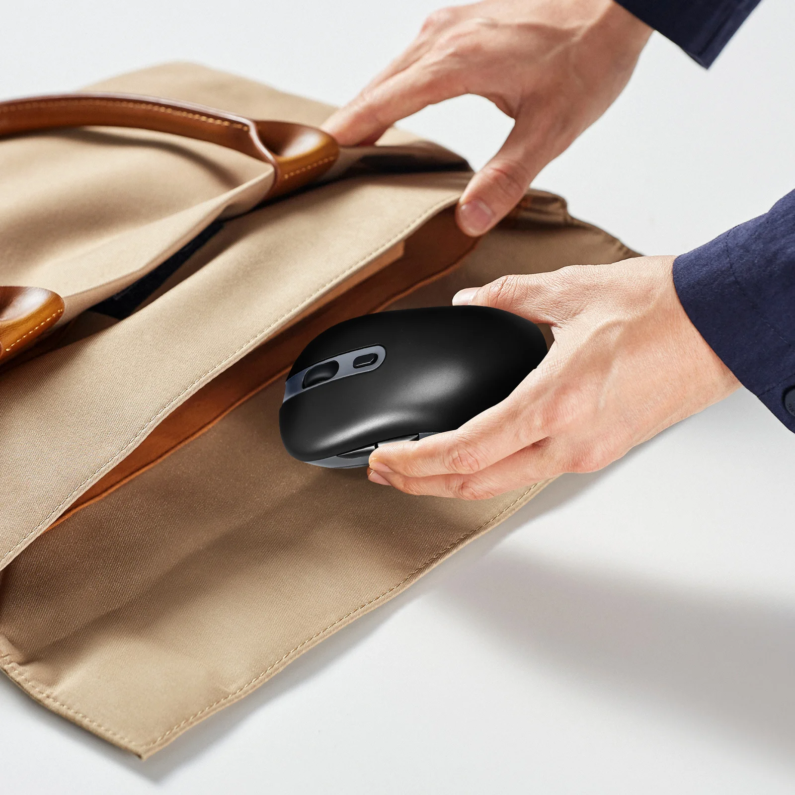 Rechargeable Mouse 2.4g Optical Mouse for Laptop Desktop Portable Compact Design Smooth Reliable