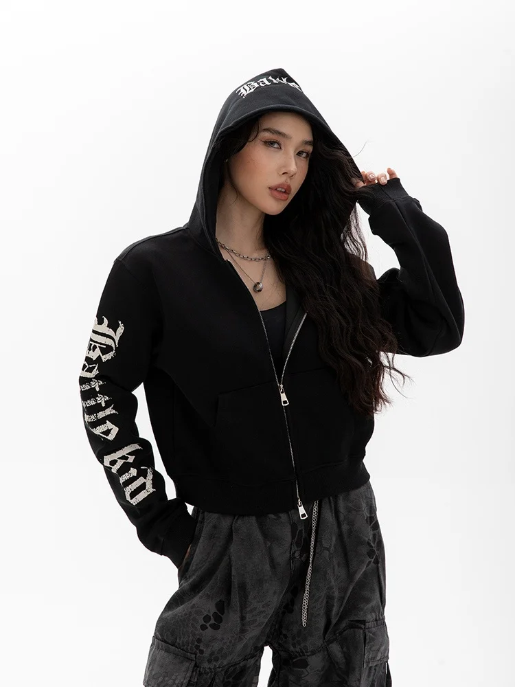 Bla Gothic Sle Hoodie Jaet for Women Zipper Loose Street Faion Sexy Girl Coat Yezhiaowu American Retro Design
Bla Gothic Sle Hoodie Jaet for Women Zipper Loose Street Faion Sexy Girl Coat Yezhiaowu American Retro Design