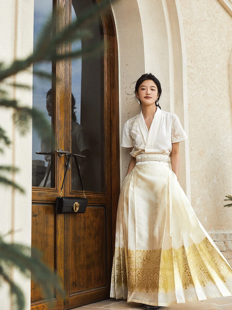 Summarize Jin Qianai Tea Improved Hanfu irt Top Summer Match Parrot Face Skirt Polyester Fiber 00% Women's Hanfu
Summarize Jin Qianai Tea Improved Hanfu irt Top Summer Match Parrot Face Skirt Polyester Fiber 00% Women's Hanfu