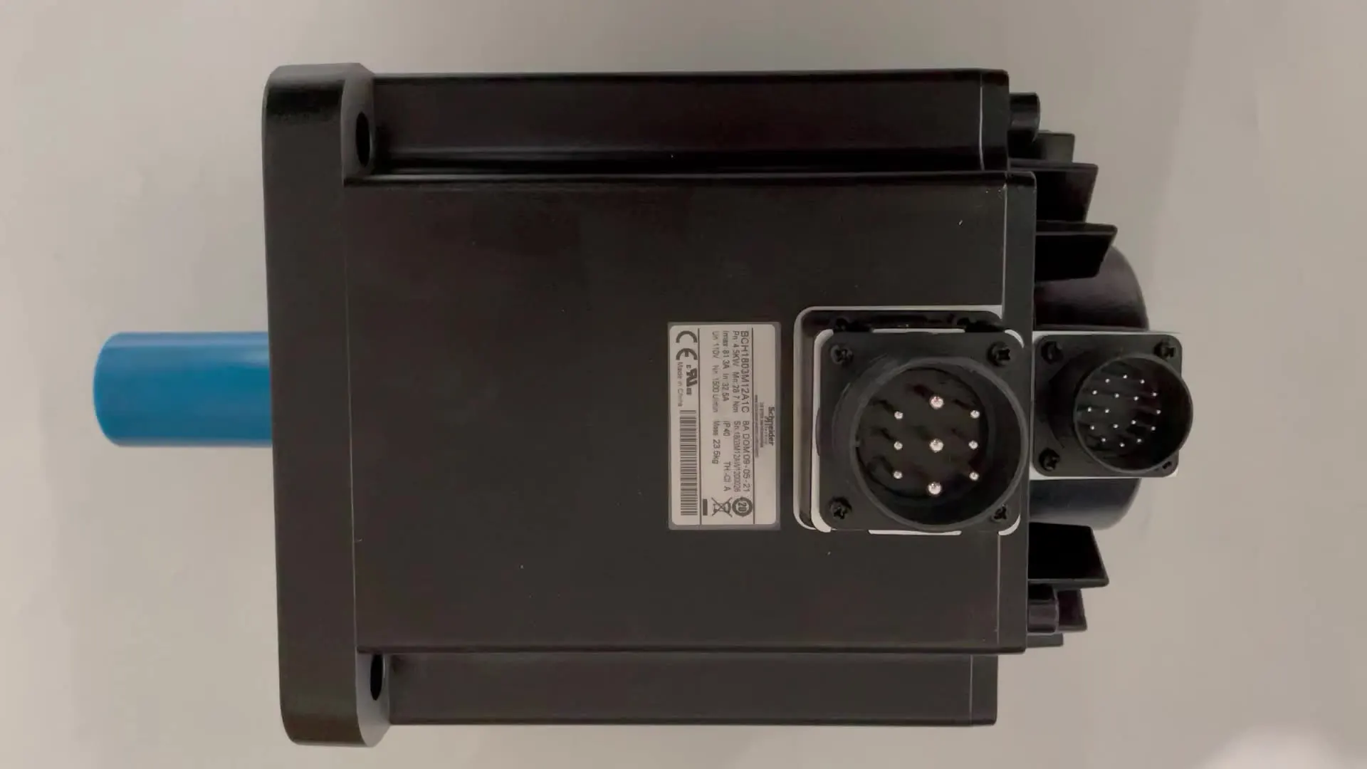 BCH1803M12A1C servo motor BCH, no oil seal w key 20-bit encoder w/o brake-straight con
BCH1803M12A1C servo motor BCH, no oil seal w key 20-bit encoder w/o brake-straight con