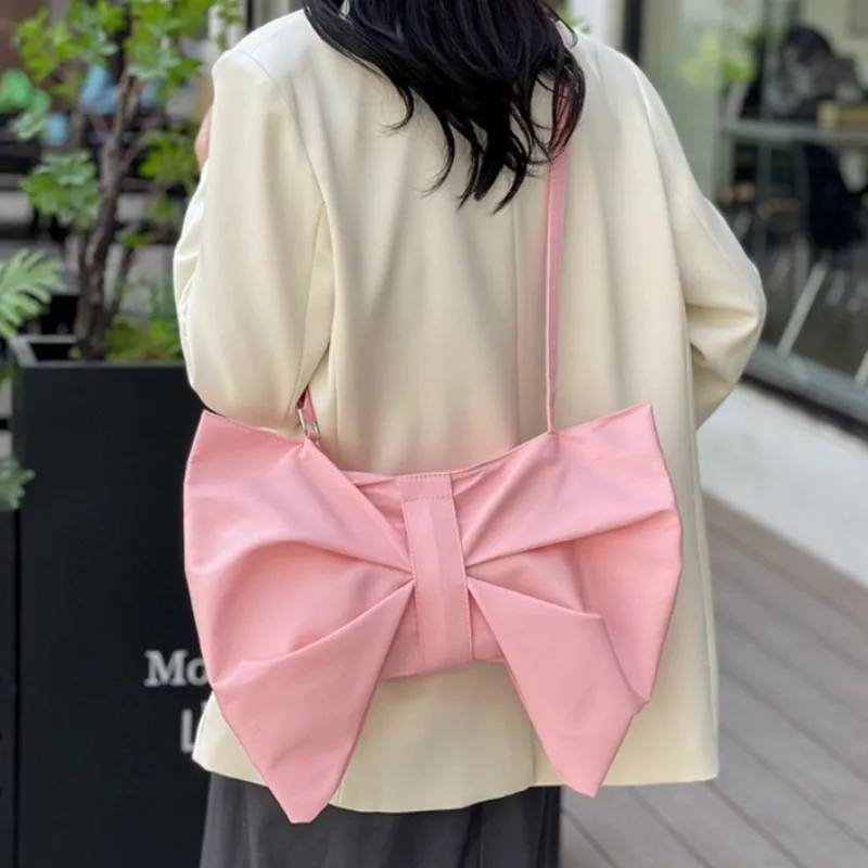 1 шт. сумка-тоут с бантом, вместительная сумка через плечо, повседневная сумка на плечо для путешествий и повседневного использования
1 шт. сумка-тоут с бантом, вместительная сумка через плечо, повседневная сумка на плечо для путешествий и повседневного использования