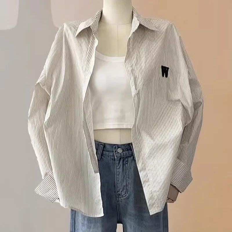 Sweet Striped Embroidered Long Sleeve Shirt Spring Autumn New Casual Loose Lazy Style Temperament Tops Fashion Clothes for Women
Sweet Striped Embroidered Long Sleeve Shirt Spring Autumn New Casual Loose Lazy Style Temperament Tops Fashion Clothes for Women