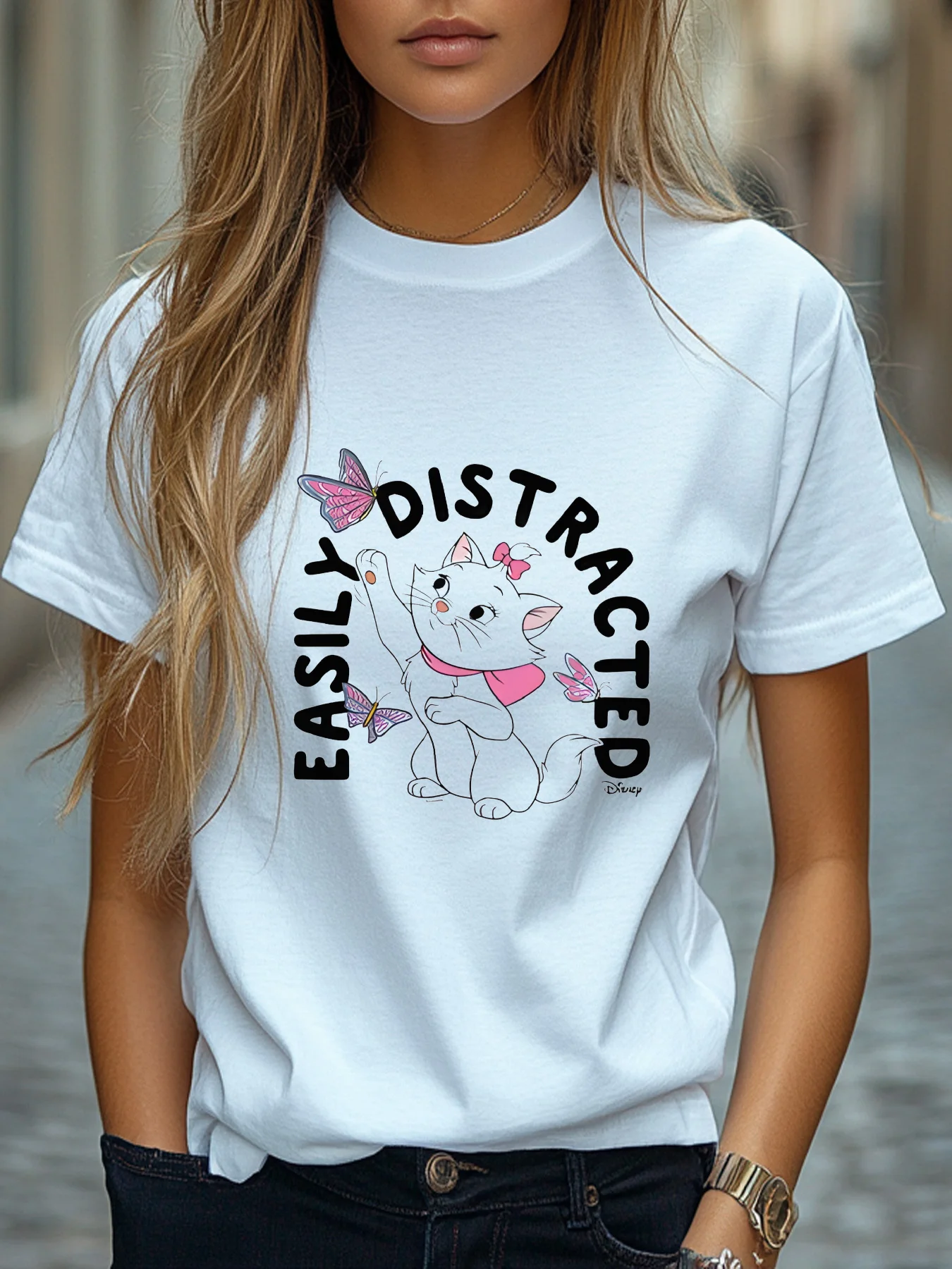 1pc The Aristocats Cropped Graphic T-Shirt - 100% Soft Breathable Fabric, Retro Cartoon Character Design with Pink Bows
1pc The Aristocats Cropped Graphic T-Shirt - 100% Soft Breathable Fabric, Retro Cartoon Character Design with Pink Bows