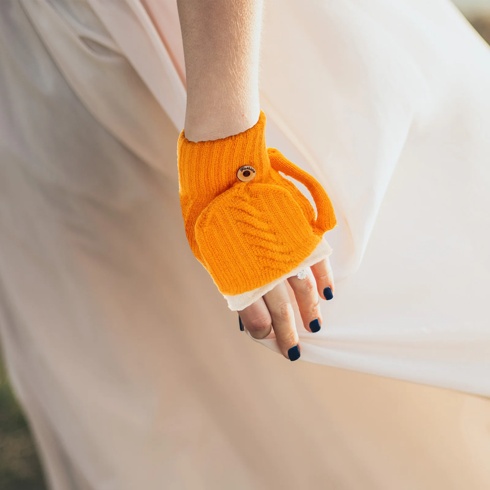 Outdoor USB Heating Gloves Heated Skiing Warm Running Hand Warmer Yellow Cotton Blend Child
Outdoor USB Heating Gloves Heated Skiing Warm Running Hand Warmer Yellow Cotton Blend Child