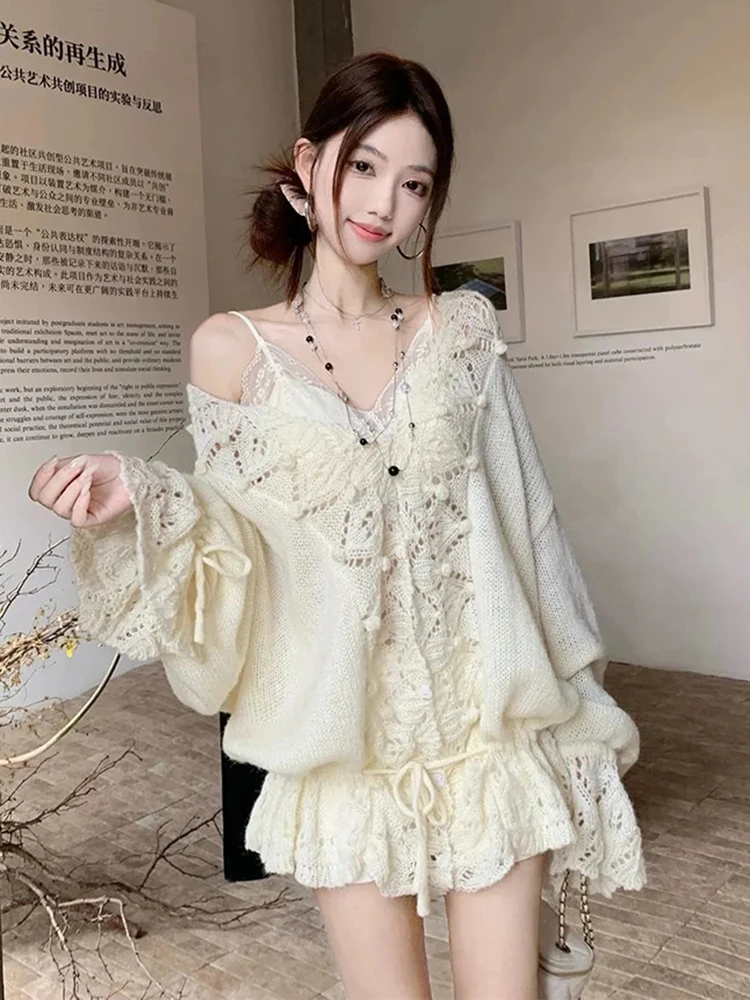 Hollow Out Knit Cardigan Women Vintage Lazy Wind Autumn Loose Casual Sweater French V Neck Lace Up Long Sleeve Baggy Sweet Tops
Hollow Out Knit Cardigan Women Vintage Lazy Wind Autumn Loose Casual Sweater French V Neck Lace Up Long Sleeve Baggy Sweet Tops