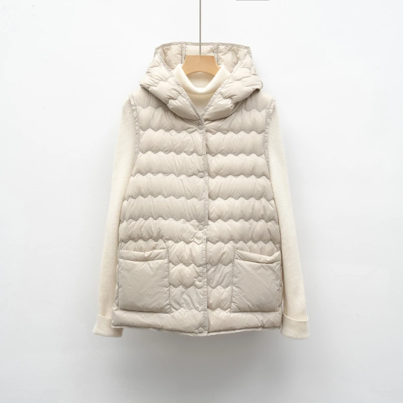 Autumn Winter Ultra Light Down Vest Women Short Puffer Waistcoat Hooded Coat Autumn Casual Female Sleeveless Outwear
Autumn Winter Ultra Light Down Vest Women Short Puffer Waistcoat Hooded Coat Autumn Casual Female Sleeveless Outwear