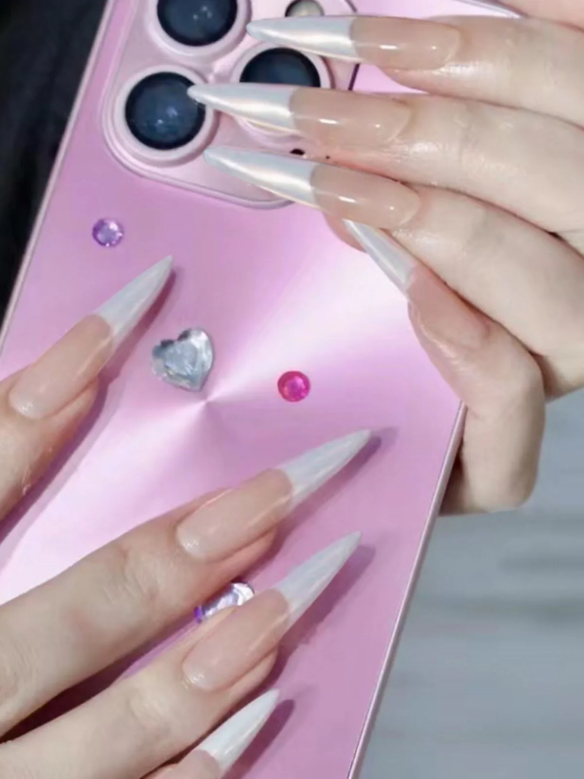 Long arp Pointed Fake Nails Extensions Pure Color Nail Art Stiers Bead Pearl Sexy Girl Finied Product Cross-Border Nail...
Long arp Pointed Fake Nails Extensions Pure Color Nail Art Stiers Bead Pearl Sexy Girl Finied Product Cross-Border Nail...