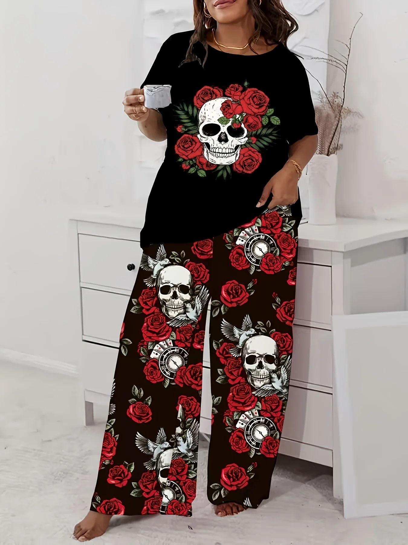 Red Rose Skull White Dove 3D Printed Couple's Pajama Set for Women and Men, T-shirt, Pants, Loose Home Couple Halloween Dress
Red Rose Skull White Dove 3D Printed Couple's Pajama Set for Women and Men, T-shirt, Pants, Loose Home Couple Halloween Dress