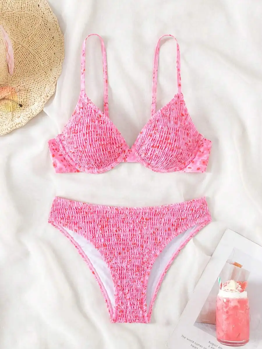 Pink Smocked Floral Print Bikini Set with Thin Straps for Summer Beach
Pink Smocked Floral Print Bikini Set with Thin Straps for Summer Beach