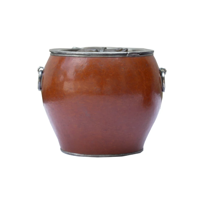 Pure tin small jianshui tea wash, tea bowl, water bowl, tea ceremony spare utensils, retro cultural toys
Pure tin small jianshui tea wash, tea bowl, water bowl, tea ceremony spare utensils, retro cultural toys