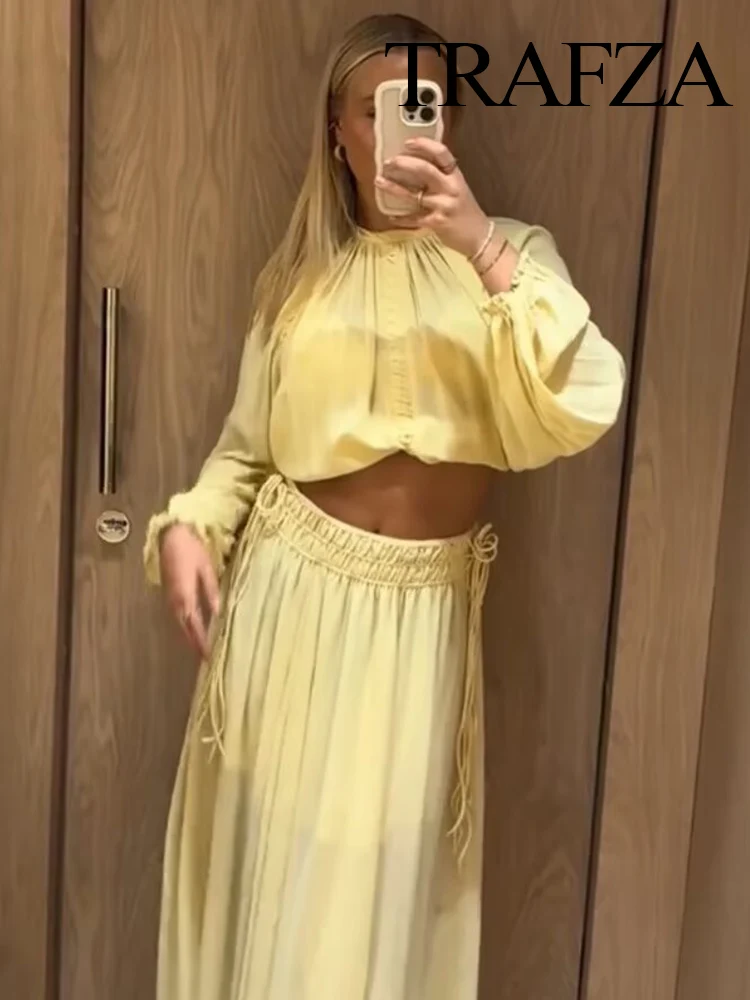 TRAFZA 2025 Women's Autumn Casual Yellow Lantern Long Sleeves Bow Lace-Up Decoration Blouses Female Fashion Chic O-Neck Shirts
TRAFZA 2025 Women's Autumn Casual Yellow Lantern Long Sleeves Bow Lace-Up Decoration Blouses Female Fashion Chic O-Neck Shirts