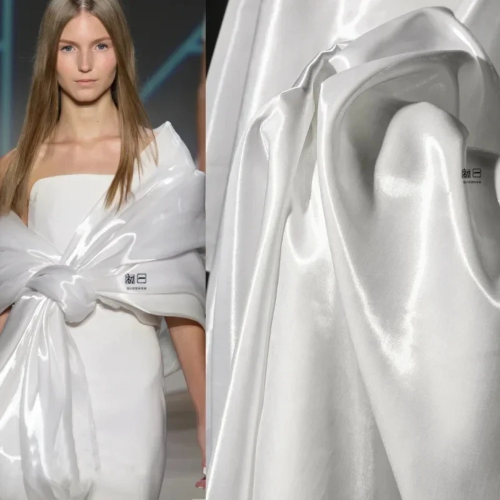 White Ultra Bright Crystal Satin Fabric Crisp Reflective Windbreaker Coat Wedding Dress Clothing Designer Material Cloth
White Ultra Bright Crystal Satin Fabric Crisp Reflective Windbreaker Coat Wedding Dress Clothing Designer Material Cloth