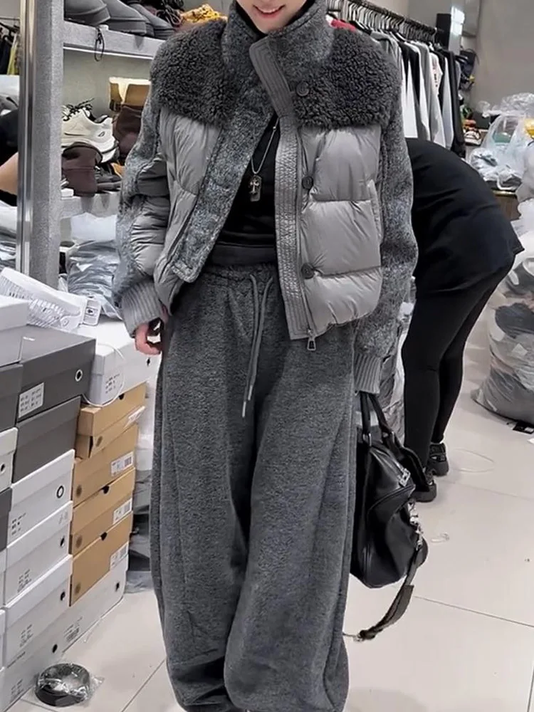 Ultra-Thick Warmth Winter Fashion Set Casual Style Durable Cotton down Jacket And Pants Two-Piece Suit for Women in Winter
Ultra-Thick Warmth Winter Fashion Set Casual Style Durable Cotton down Jacket And Pants Two-Piece Suit for Women in Winter