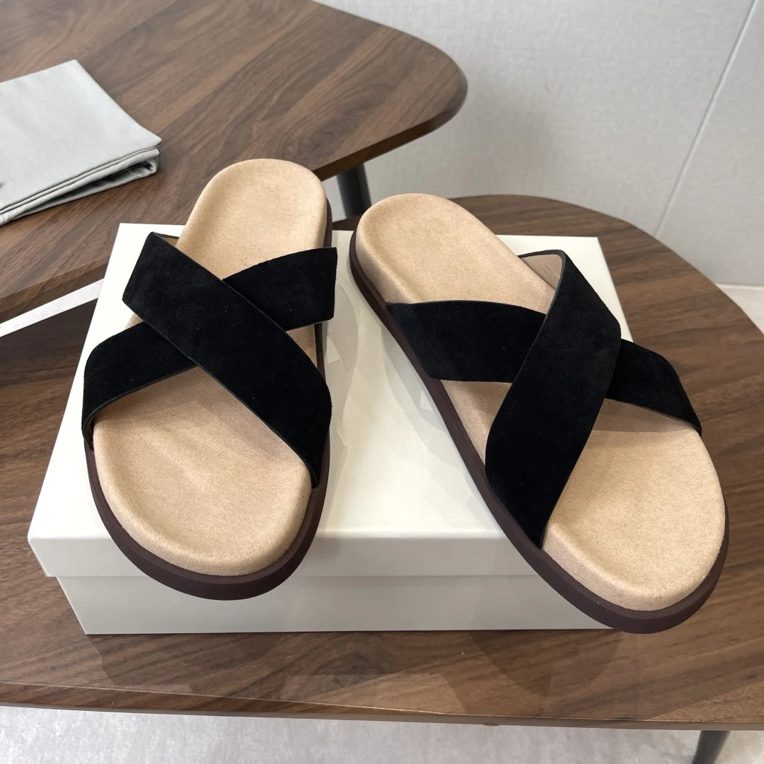 New Arrivals Summer Couple's Suede Crisscross Flat Sandals Casual Vacation-Style Breathable Beach Sandals Simple and Stylish
New Arrivals Summer Couple's Suede Crisscross Flat Sandals Casual Vacation-Style Breathable Beach Sandals Simple and Stylish